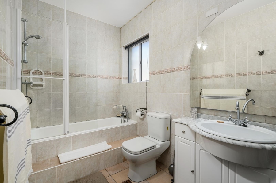 To Let 3 Bedroom Property for Rent in Humewood Eastern Cape